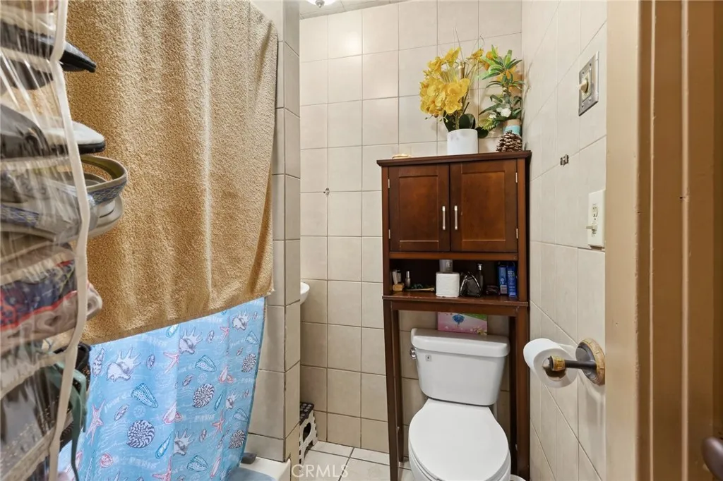 928 S Breed Street, Los Angeles, California 90023 home-pic-17